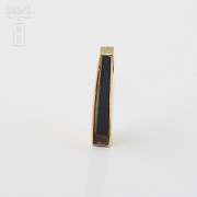 Pendant in 18k yellow gold and onyx - 1