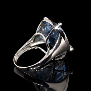 Ring in 18k white gold with topaz and diamonds - 3