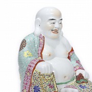 Escultura de buda en porcelana esmaltada, Zeng Longsheng (1901 – 1964).
