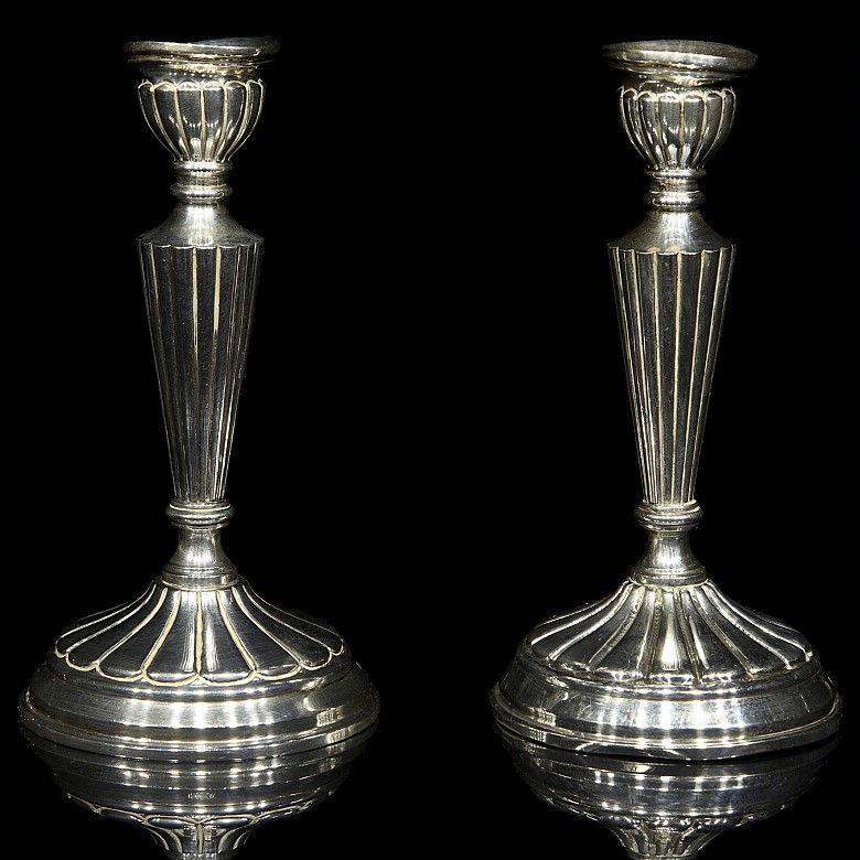Pair of Spanish silver candlesticks, 20th Century