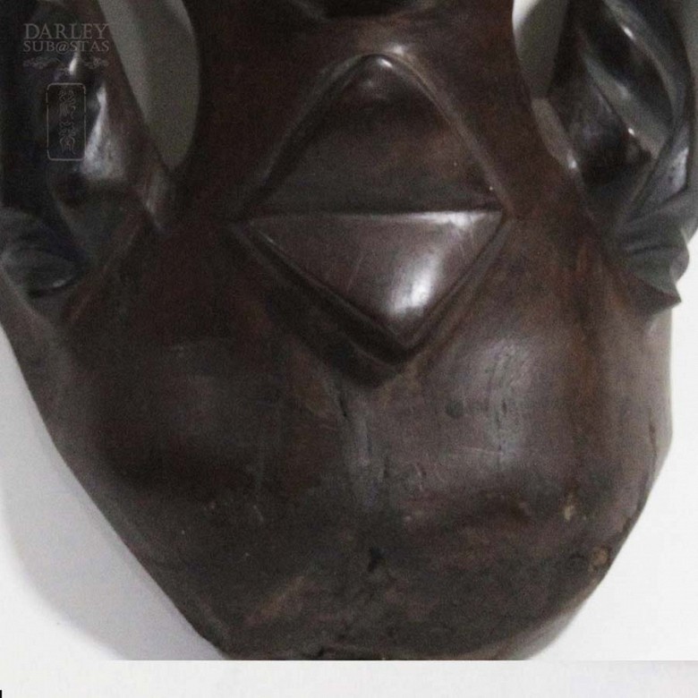 African mask - 3