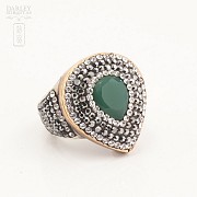Sterling silver ring 925m / m and green stone