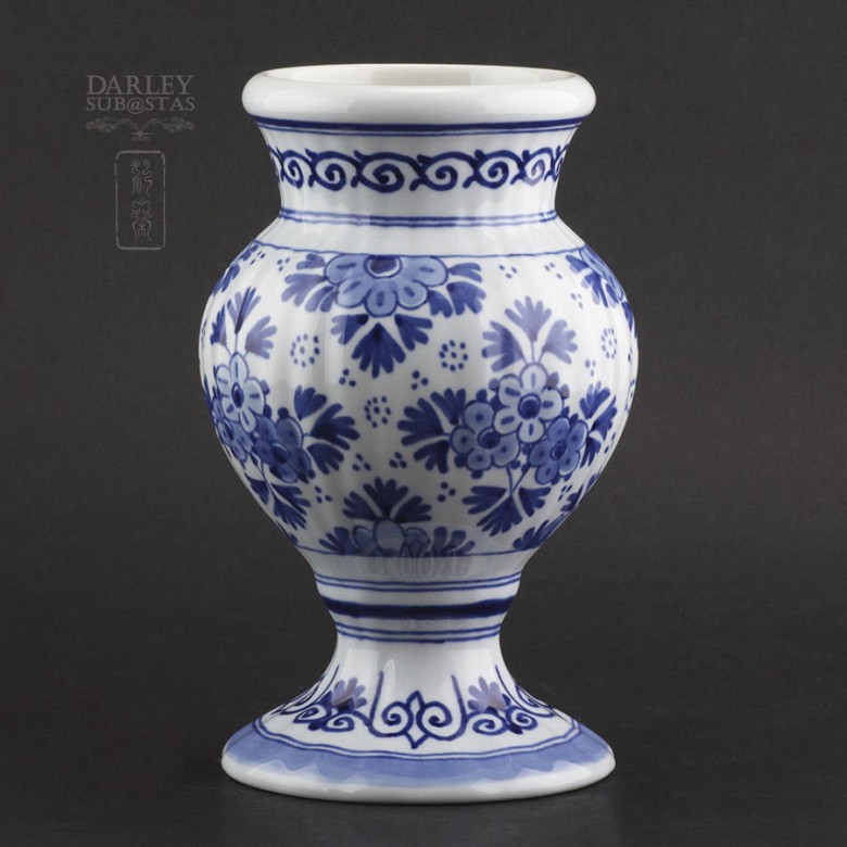 Royal Delft vase