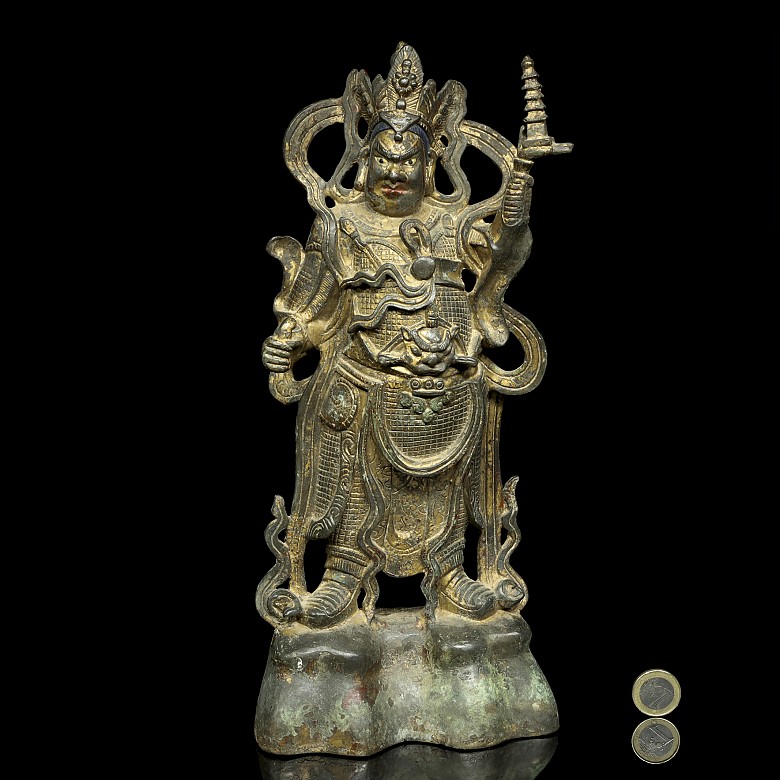 Guerrero de bronce dorado, China, dinastía Ming-Qing