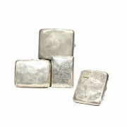 Lot of four English silver cigarette cases, pps.s.XX