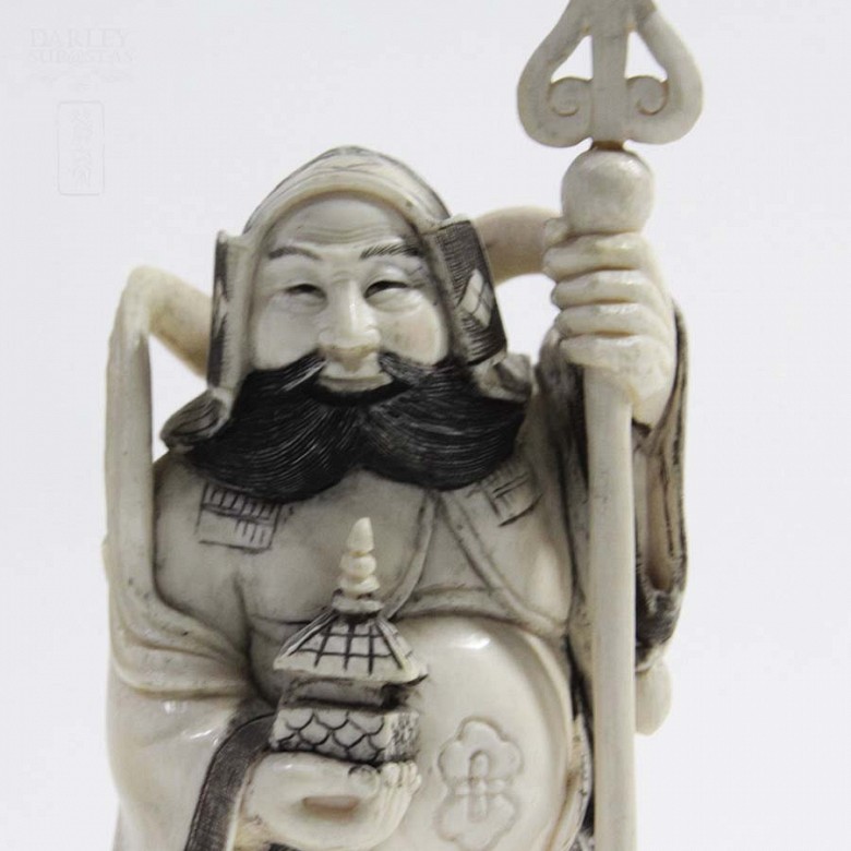 Two figures of Japanese ivory - 4