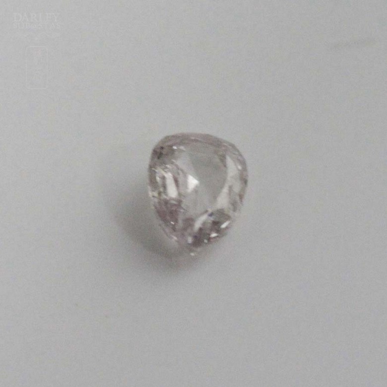 Diamante fancy  rosa 0.08cts de peso, en talla pera. - 3