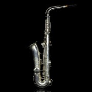Saxofón alto, marca Conn, ca 1920 - 6