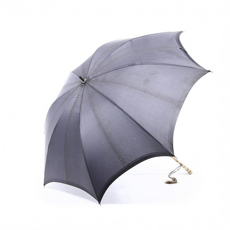 Paraguas con empuñadura de asta, pps.s.XX - 2