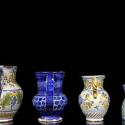 Cuatro jarras de cerámica, Talavera, S.XX