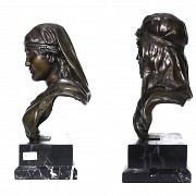 Pair of bronze busts with marble base, 20th century