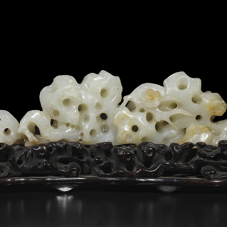 Suiseki de jade tallado, dinastía Qing