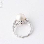 Ring with pearl and diamonds in 18k white gold - 1