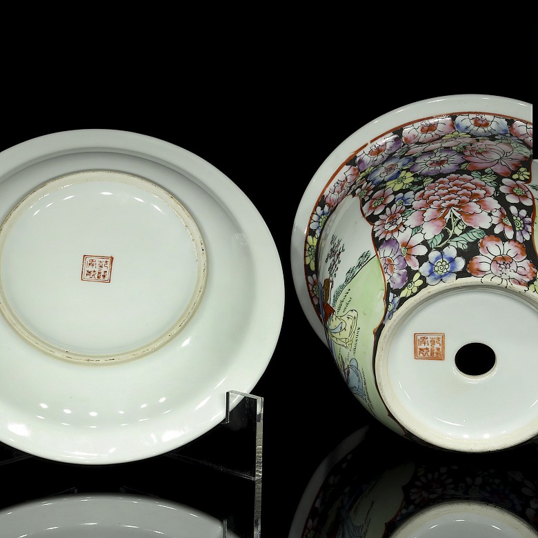 Macetero y plato de porcelana, S.XX - 4