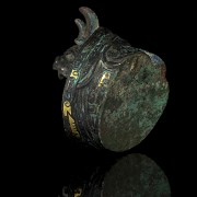 Figura de bronce oro y plata, estilo Reinos Combatientes
