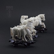 Eight horses collection Ivory - 2