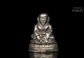 Pequeña figura budista de plata, dinastía Qing