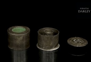 A pewter ring box, Qing dynasty, 19th century