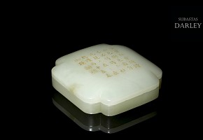 Caja de jade con inscripción, dinastía Qing