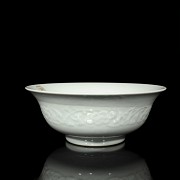 Cuenco de porcelana vidriada celadón, dinastía Qing - 1