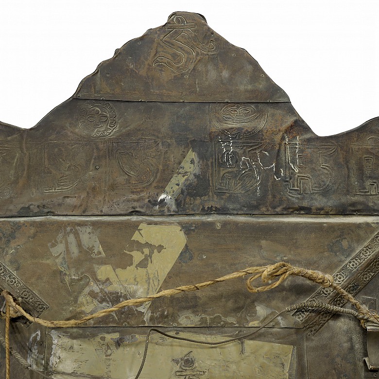Gran altar nepalí con piedras incrustadas, S.XIX - XX