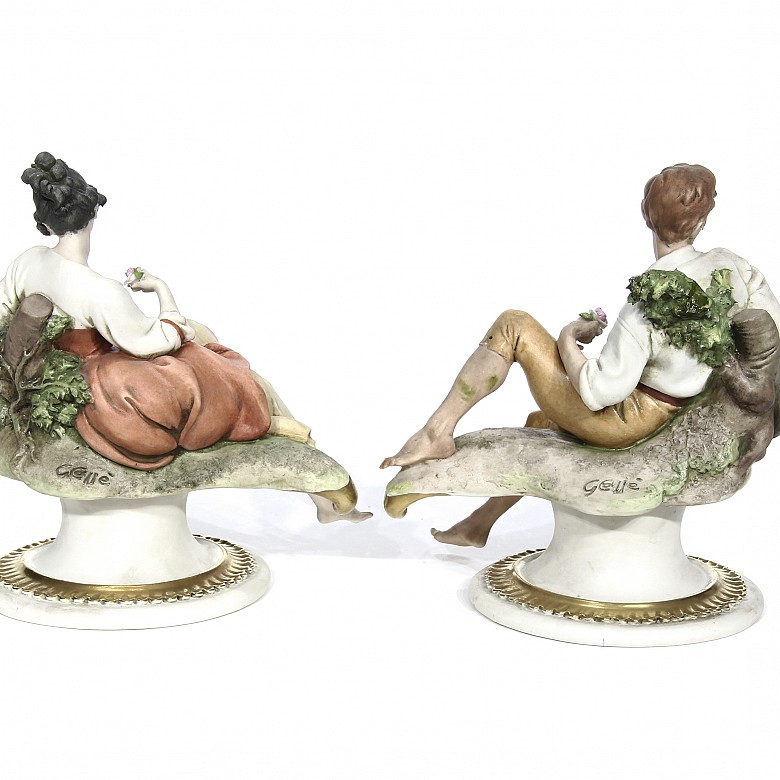 Couple of French porcelain peasants, 20th century - 2