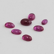 Lot composed of 7 rubies, in carved cap, total weight of 5.20cts. - 4