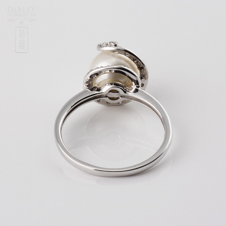 Ring with pearl and diamonds in 18k white gold - 2