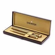 Sheaffer fountain pen and gold pen set with model 