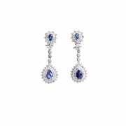 Long earrings in 18k white gold with diamonds and sapphires.