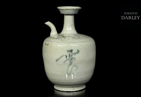 Glazed porcelain jug, Qing Dynasty