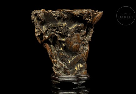 Copa de libación en madera de Chenxiangmu, dinastía Qing.