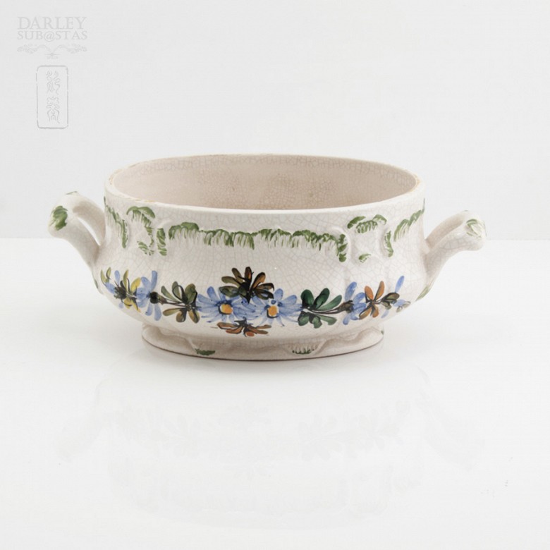 Vasija de cerámica con dibujo floral - 2