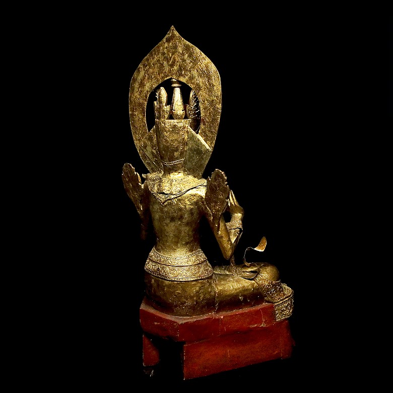 Large sculpture of Thai 