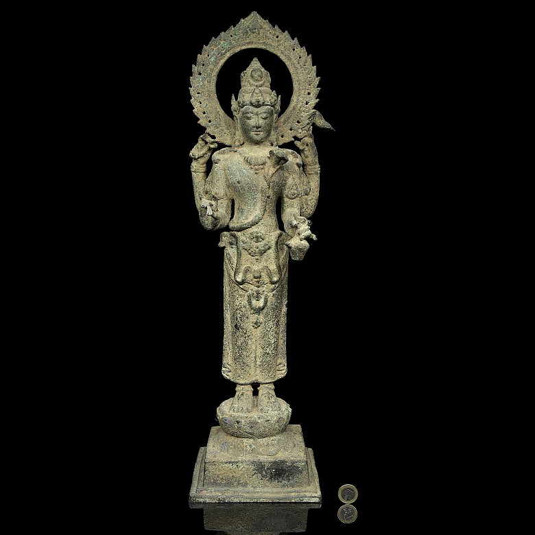 Bronze statue of Vishnu - 4