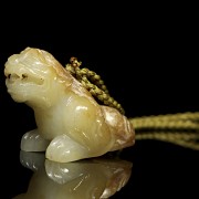 Figura de león protector de jade, dinastía Han del este