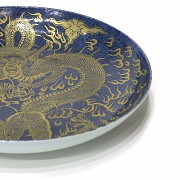 Porcelain dish with 
