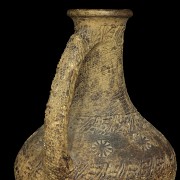 Jarra de cerámica estilo islámico