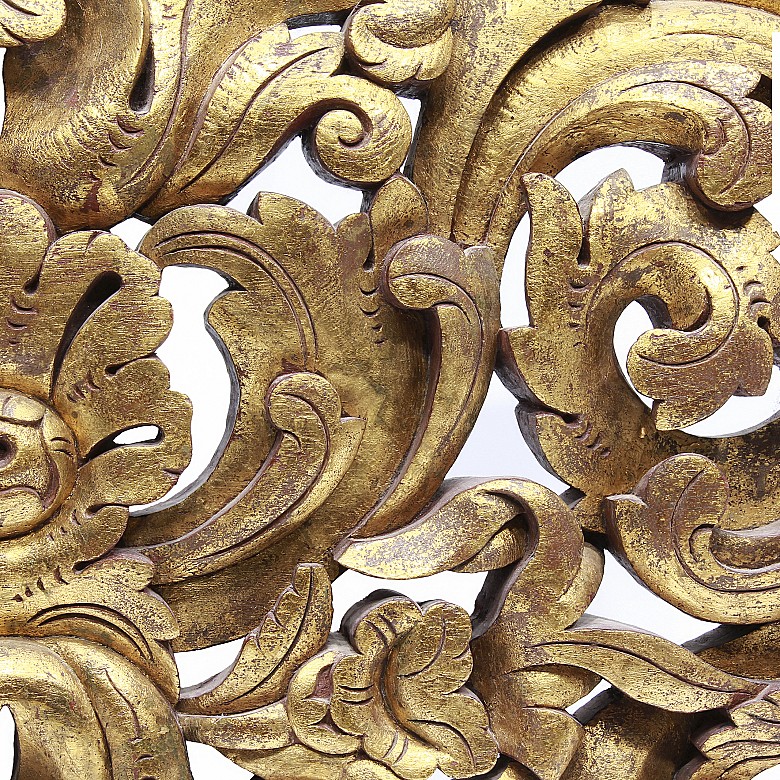 Carved wooden lintel with acanthus scrolls, Bali, Indonesia. - 2