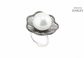 Australian pearl ring and black diamonds.