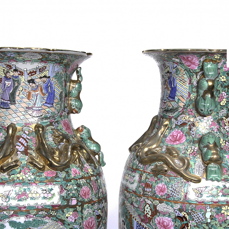 Pareja de jarrones de porcelana cantonesa, s.XX - 1