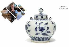 Blue and white lidded jug, Jingdezhen, Ming Xuande dynasty.