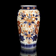 Japanese porcelain vase, 20th century - 1