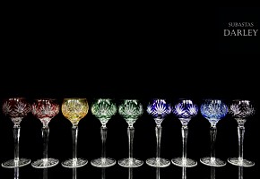 Conjunto de nueve copas de vidrio tallado, S.XX