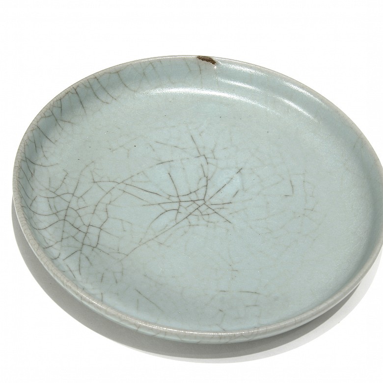 A Ru yao porcelain dish, Song dynasty (960-1279)