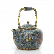 Cloisonné enamel teapot, Qianlong mark