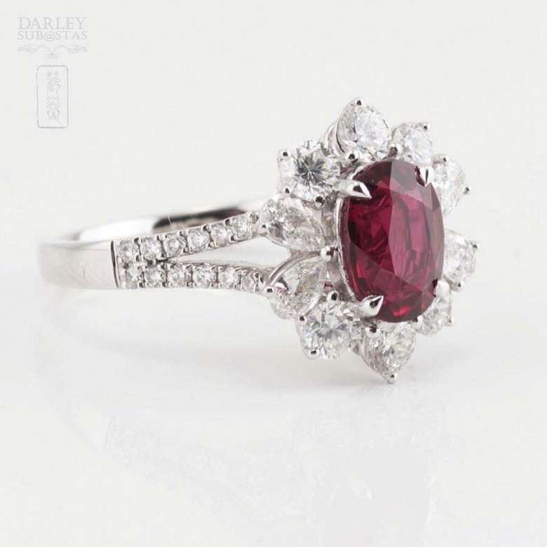 Fantastic 18k gold ring with ruby and diamonds - 1