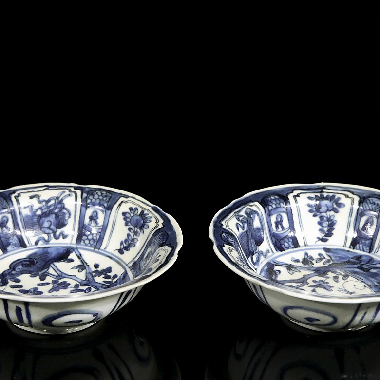 Pair of plates, blue and white, with landscapes, 20th century - 3