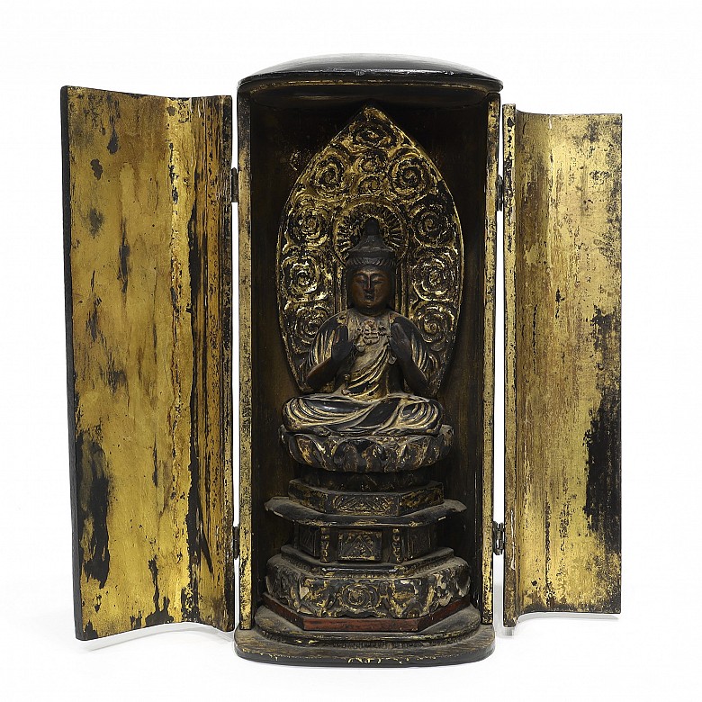 Buda japonés, con hornacina de madera, S.XIX