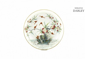 Porcelain dish with Peaches and Bats, Qianlong seal mark.